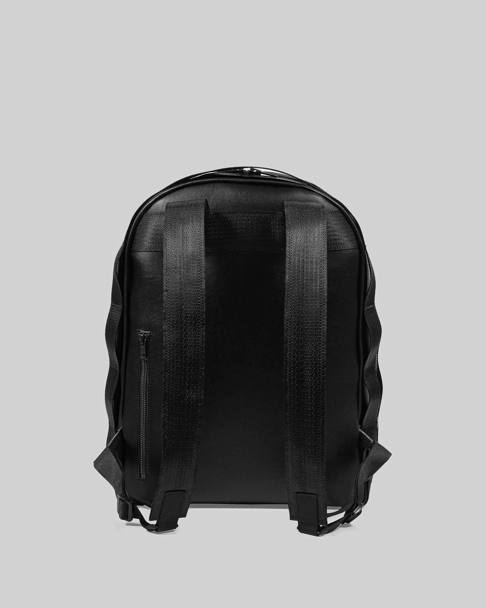 DIETER Backpack in Desserto® - 457 ANEW | Atelier IV V VII Inc.
